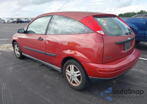 2000 Ford Focus Zx3 z USA, uszkodzony, nr VIN 3FAFP313XYR251996